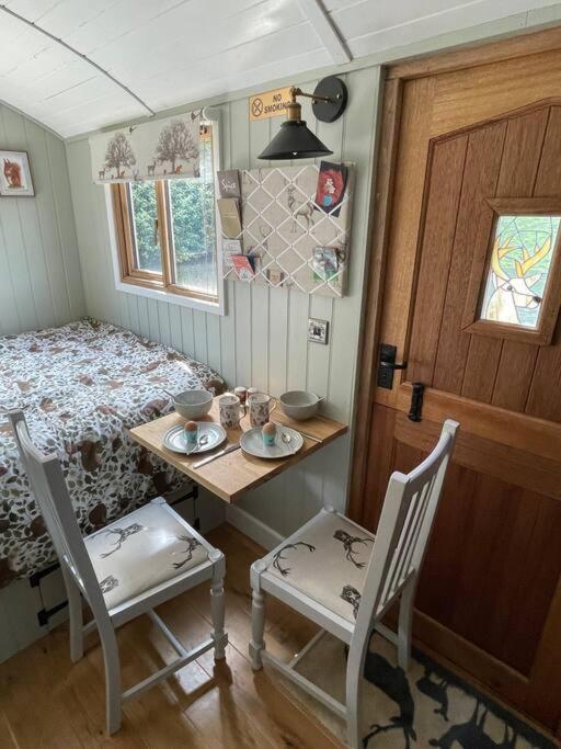 Forest View Shepherd Hut Ewhurst 외부 사진