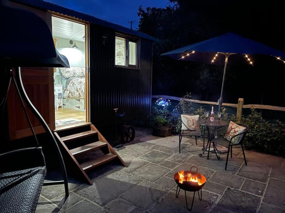 Forest View Shepherd Hut Ewhurst 외부 사진